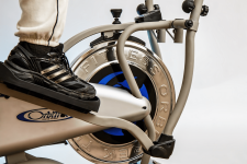 Installer un vélo elliptique dans votre garage? Quelle idée fantastique!